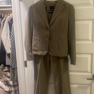 Limited. NWOT. Business suit.